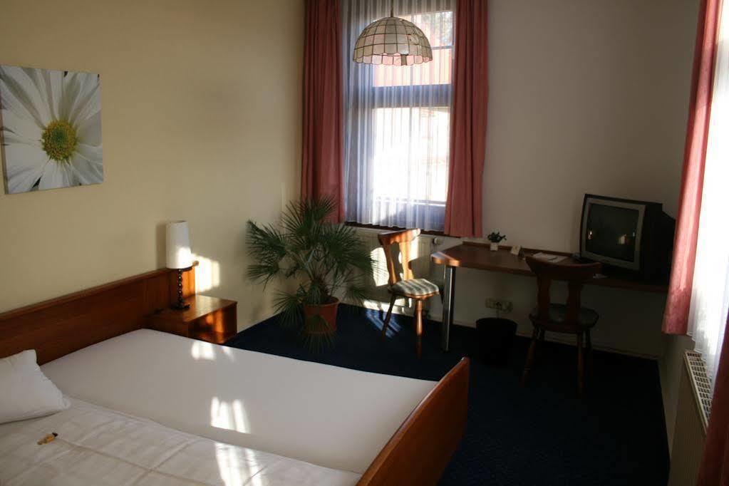 Landgasthof & Hotel Krone Eischleben Ichtershausen Eksteriør bilde